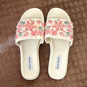 New Steve Madden Billee Slide Sandals - Cream and Pink